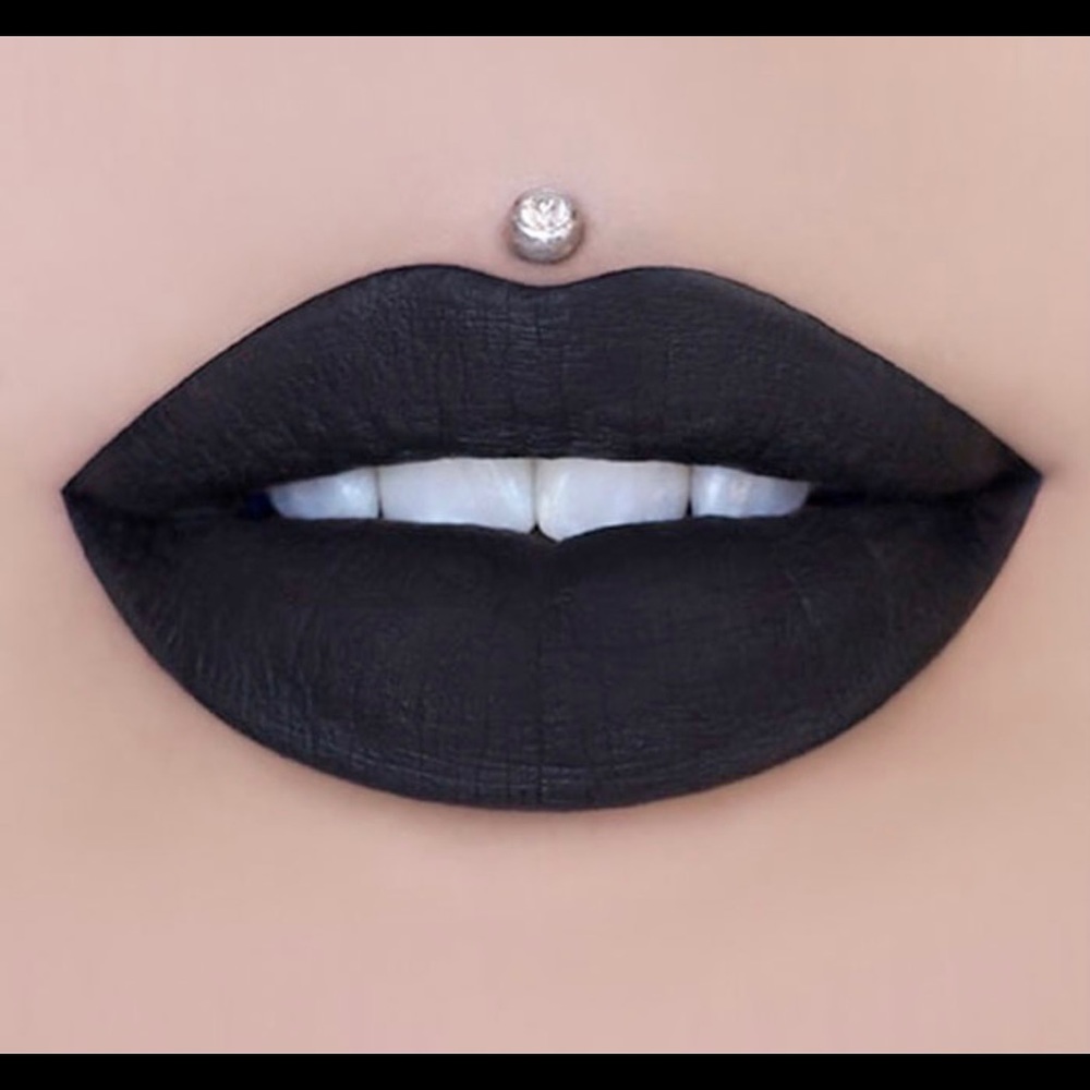 NWT Jeffree Star WEIRDO Velour Liquid Lip